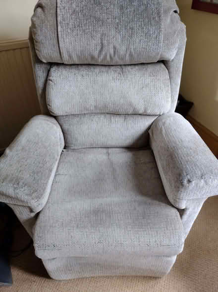 Photo of free Electric riser recliner (Chingford E4) #1