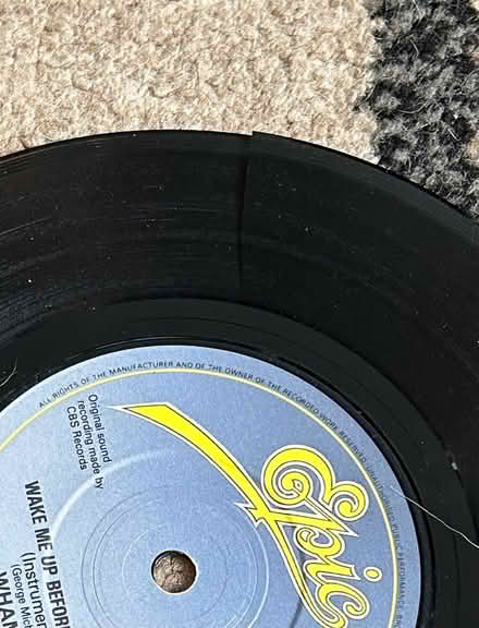 Photo of free 18 7inch records (Jennetts park RG12) #4