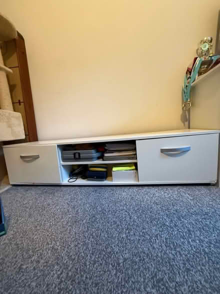 Photo of free TV stand (Bucklands Road, TW11) #4