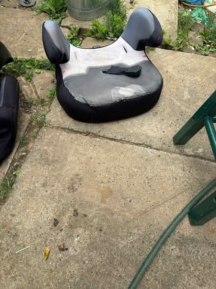 Photo of free Car seat (Fox Hollies B28) #1