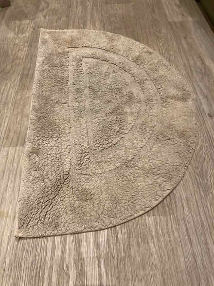 Photo of free Bath mat beige semi circle (Eltham, SE9) #1
