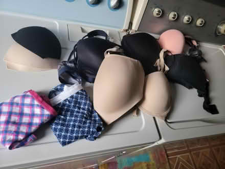 Photo of free LADIES BRA 40 C & Panties (north philadelphia) #1
