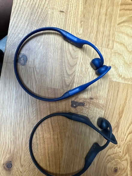 Photo of free 2 shokz headphones (not working ) (Burtonsville) #1