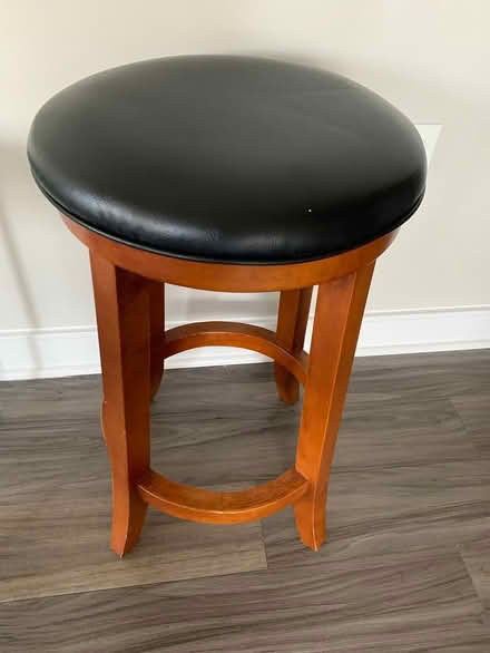 Photo of free Bar stool (Ashburn) #1