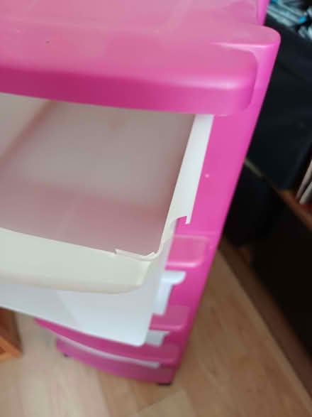 Photo of free 4 drawer white & pink plastic storage unit on wheels (Chatham ME5) #2