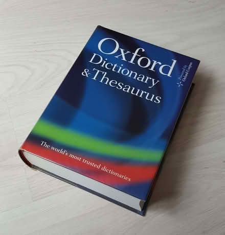 Photo of free Oxford Dictionary and Thesaurus. (Cutteslowe OX2) #1