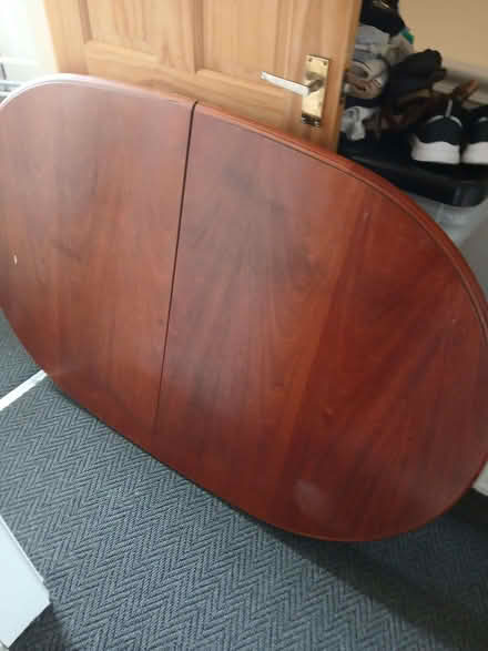 Photo of free Solid wood large oval extending dining table. Seats 6 or 8 (Cleveleys FY5) #3