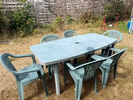 Photo of free Outdoor table and chairs (Rg61eh) #2