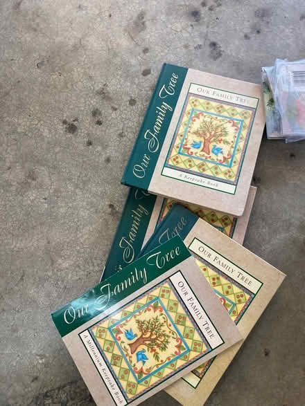 Photo of free Our family tree keepsake books (Foothill Boulevard Cupertino) #1