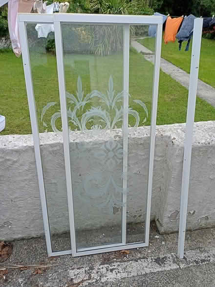 Photo of free Sliding over bath sheet screen (Holyhead LL65) #1