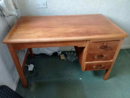 Photo of free Desk (Shire Oak WS8) #2