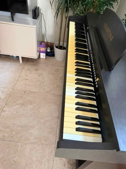 Photo of free Digital piano (D9) #4
