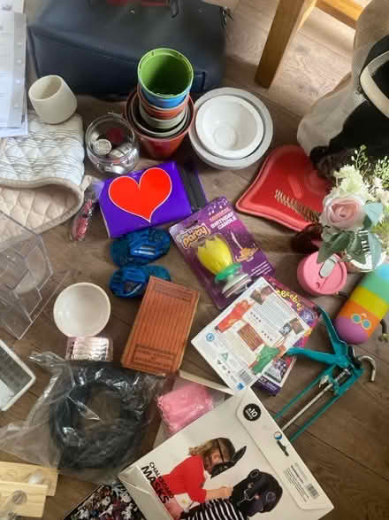 Photo of free House decorations & others (Whitworth Halls of Residence M14) #2