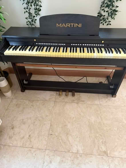 Photo of free Digital piano (D9) #3