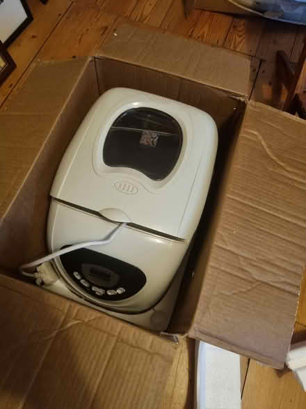 Photo of free Breadmaker - spares or repair (New Marston OX3) #2