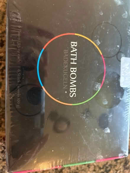 Photo of free bath bombs (Friendship Heights) #1
