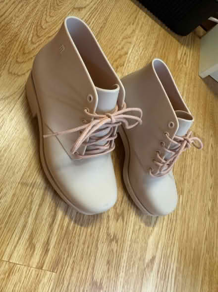 Photo of free Girl boots (Surrey Quays SE16) #1