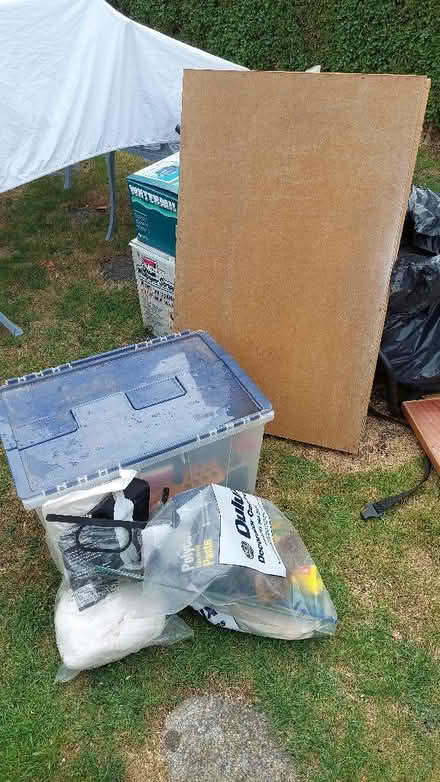 Photo of free Decorating kit (Swinford OX29) #2