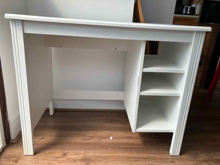 Photo of free Small Desk (Chingford E4) #1