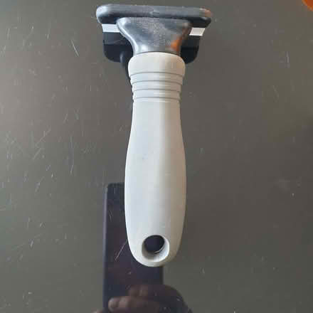 Photo of free animal fur stripper. (Northop Hall CH7) #2