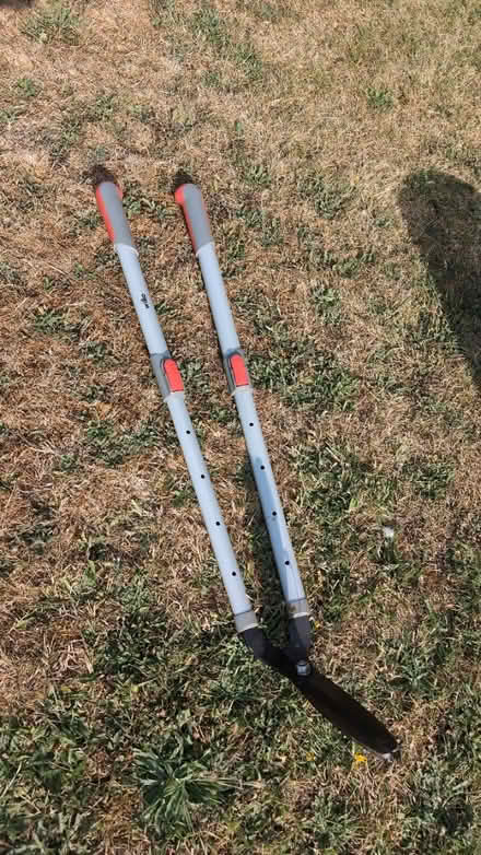 Photo of free Extending garden shears (Calcot RG31) #1