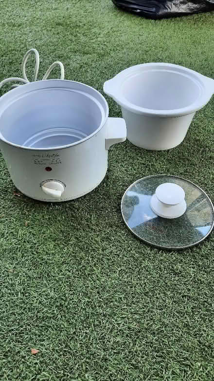 Photo of free One pot slow cooker (Ashford TW15) #2
