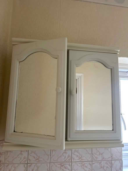 Photo of free Kitchen cabinet (Stepney Green E1) #1