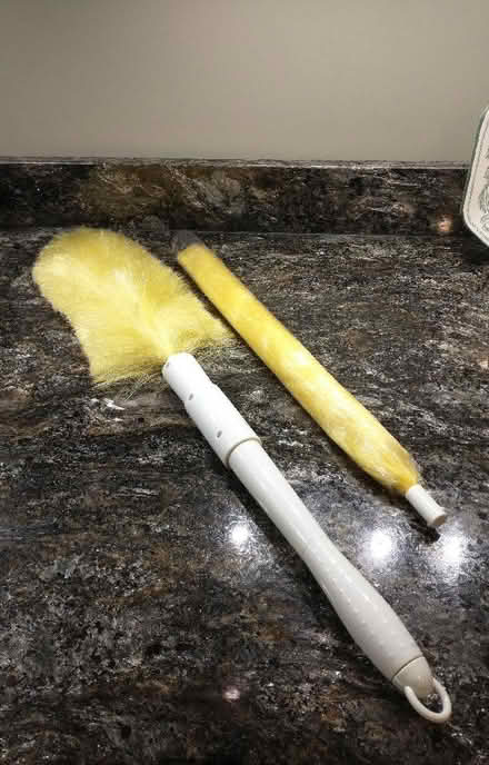 Photo of free Battery-operated cobweb-remover/duster (University Area RG6) #1