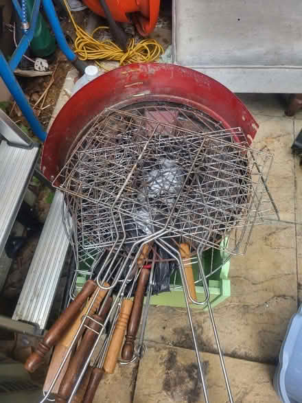 Photo of free Small Barbecue (Upper Clapton E5) #1