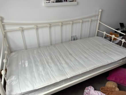 Photo of free beds (OX1, Kennington) #1