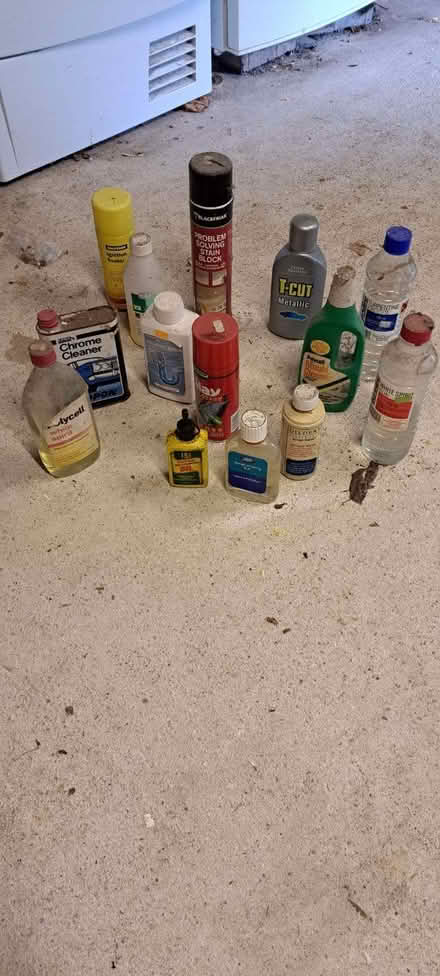 Photo of free 'Garage' bottles, spray cans etc. (Tickhill DN11) #1
