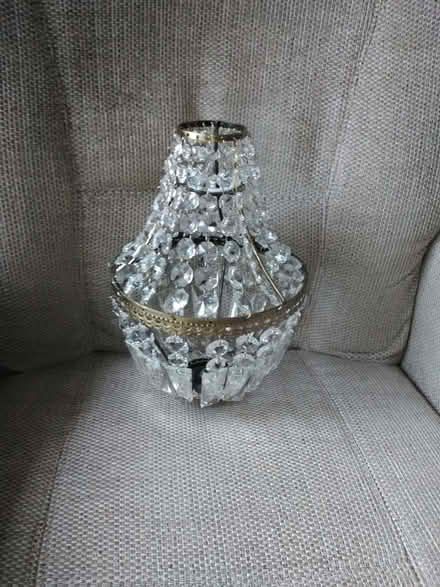 Photo of free Beautiful chandelier style easy light fitting (Heacham PE31) #2