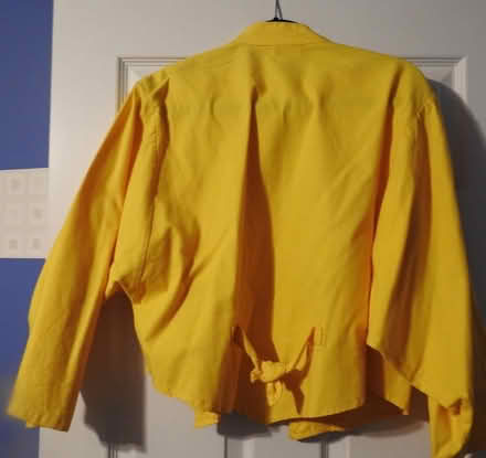 Photo of free Yellow jacket (Mavis and Rathburn) #2