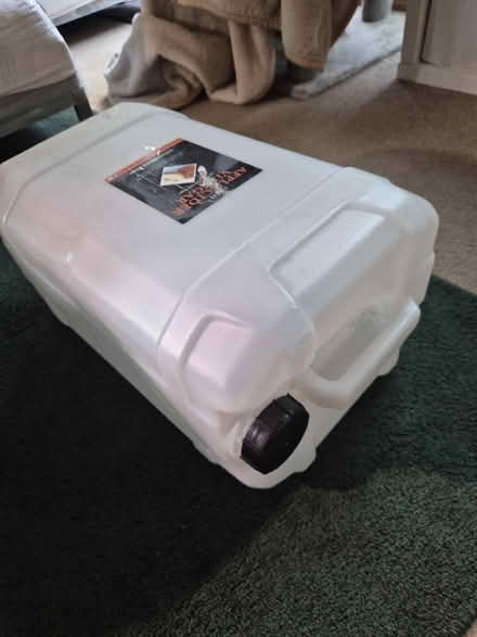 Photo of free 25 litre container (Holmer Green HP15) #4