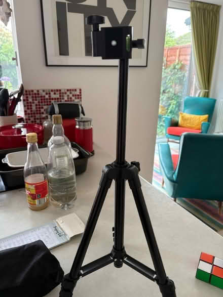 Photo of free Tripod (M20 east didsbury) #2