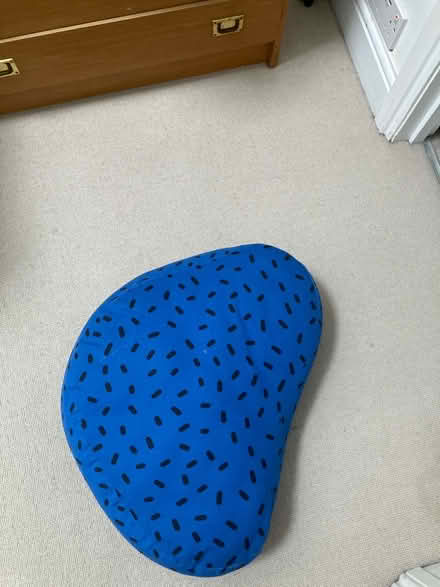 Photo of free Ikea kids large reading cushion (Finsbury Park (N4)) #1