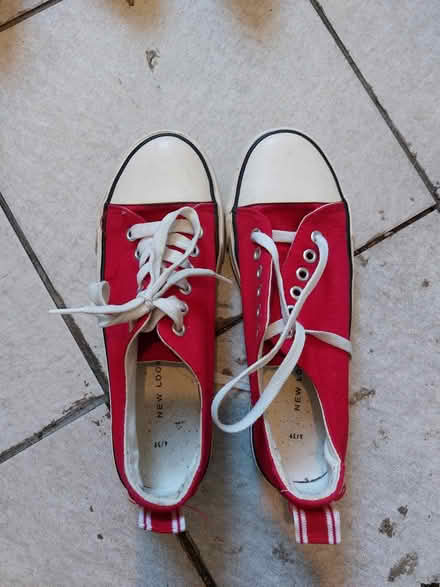 Photo of free Shoe (M38) #3