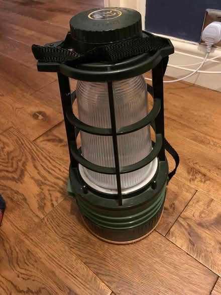 Photo of free Light (Charlton) #1