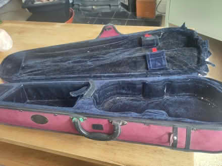 Photo of free Full size violin case (Bristol BS3) #2