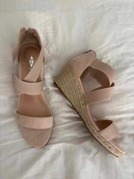 Photo of free Ladies size 11 shoes WIDE / unworn (Willow Glen) #3
