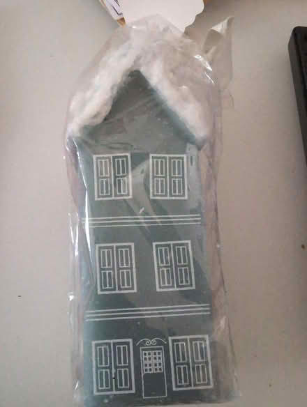 Photo of free Christmas candle (MK42) #1