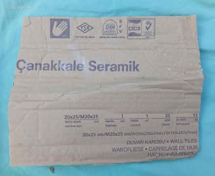 Photo of free 10 Unused White Ceramic Wall Tiles 20x25 cm (Harlington UB3) #3