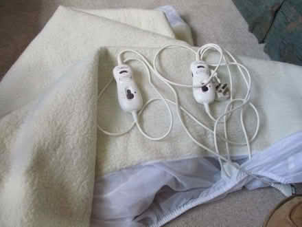Photo of free Dreamland double heated mattress cover (Innsworth GL3) #1