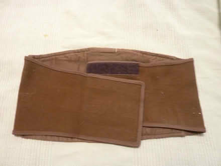 Photo of free Damart back support, 29 to 37" waist, height 9"back, 6"front (Purley CR8) #3