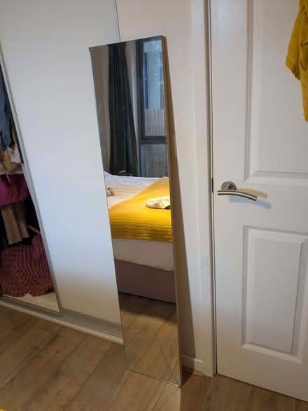 Photo of free Full length mirror (islington N1) #3