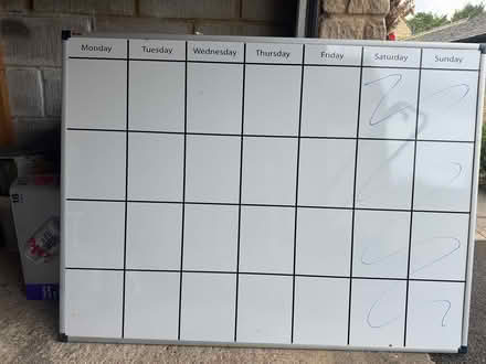 Photo of free White board (Witney OX28 Deer Park) #1