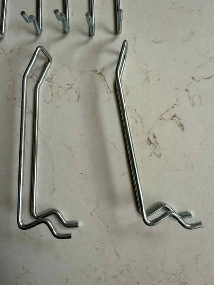 Photo of free metal shelf brackets (M33) #1