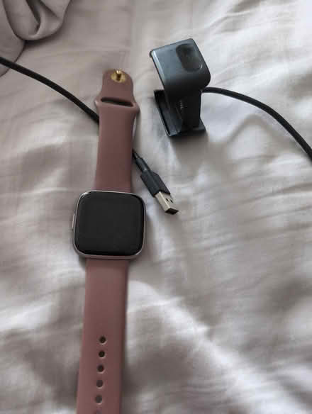 Photo of free Fit not charging (MK42) #1