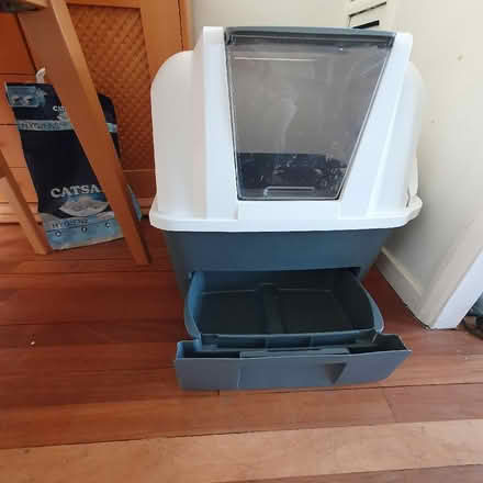 Photo of free Catit Smartsift Litter Box with Airsift System (Upper Norwood SE19) #4