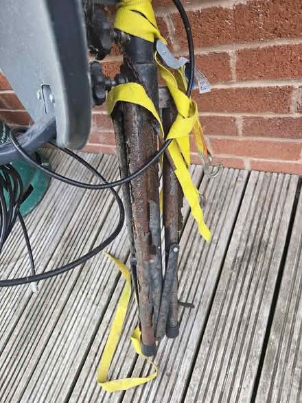 Photo of free Freestanding satellite dish (Moreton CH46) #3